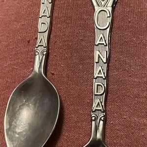 2 vintage souvenir spoons Canada by t & d collection